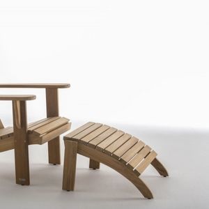 reposapiés contemporáneo