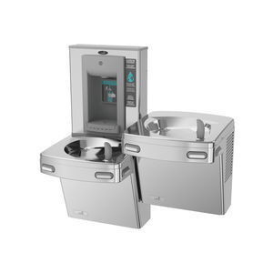 fuente de agua de pared
