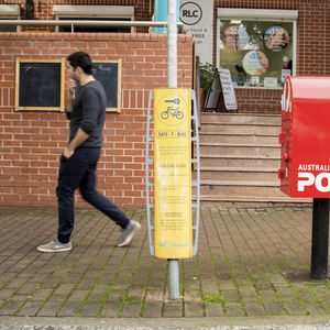 aparcabicis de suelo