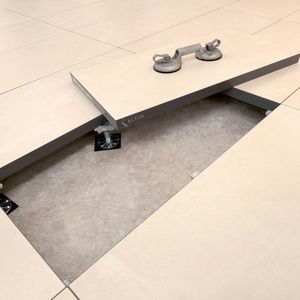 suelo técnico de gres porcelánico