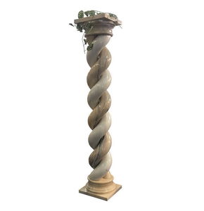 columna de piedra natural