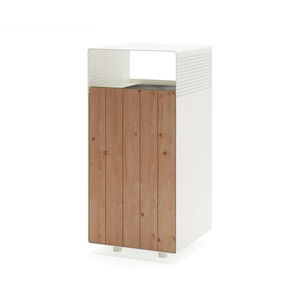 cubo de basura de pie