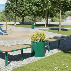 jardinera de acero con revestimiento en polvo