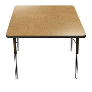 mesa contemporánea