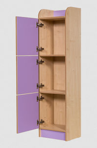 contenedor con compartimentos de madera