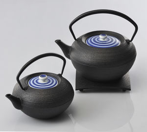 tetera de porcelana