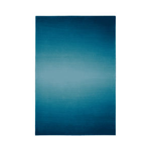 alfombra azul