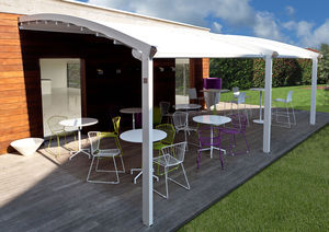 pérgola adosada