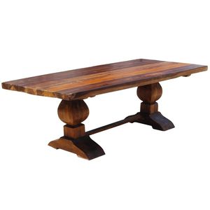 mesa de comedor clásica