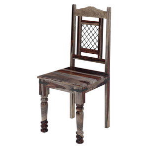 silla de comedor tradicional
