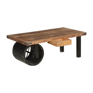 mesa de centro de diseño industrial