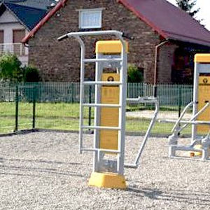 escalera elevada para recorrido deportivo