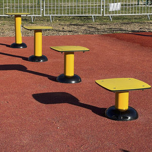 recorrido de obstáculos para instalación deportiva