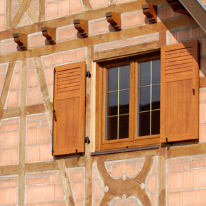 contraventana abatible
