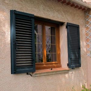 contraventana abatible