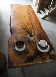 mesa de comedor contemporánea