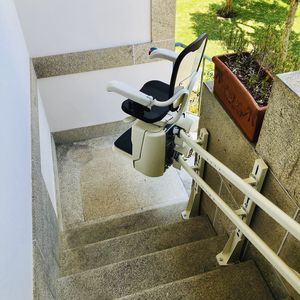 silla salvaescaleras de exterior