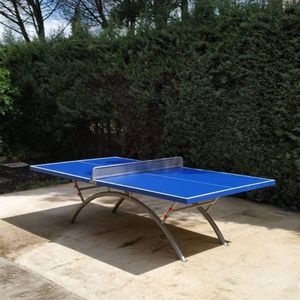mesa de ping-pong contemporánea