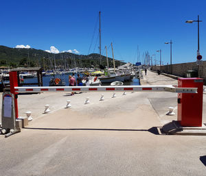 barrera de control de acceso