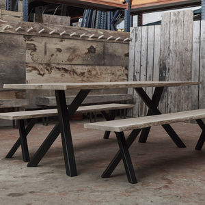 mesa de comedor de diseño escandinavo