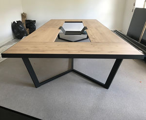 mesa de reuniones contemporánea