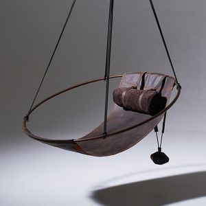 silla suspendida contemporánea
