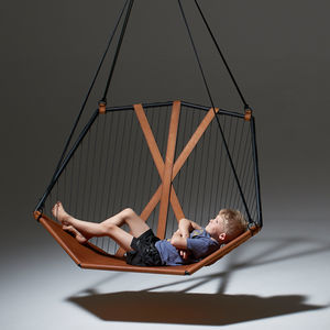 silla suspendida contemporánea