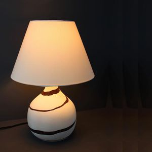 lámpara de mesa