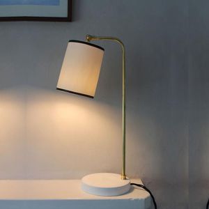 lámpara de mesa