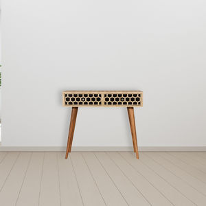 consola de diseño escandinavo