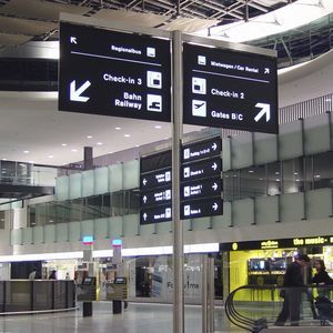 panel de señalización suspendido