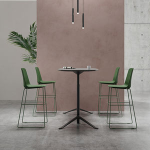 silla de bar contemporánea
