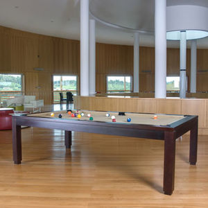 mesa de billar contemporánea