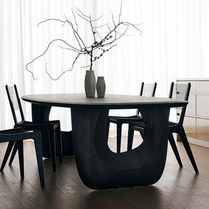 mesa de comedor contemporánea