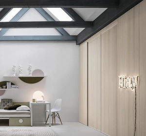 decoración para puertas de madera