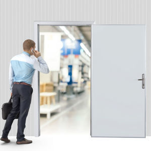 puertas industriales abatibles