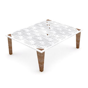 mesa de centro con base de mármol