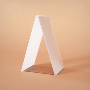 escultura de fibra acrílica