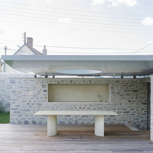 mesa contemporánea