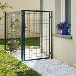 puerta para jardín de acero