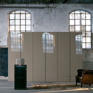 armario contemporáneo