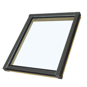 ventana de tejado de madera