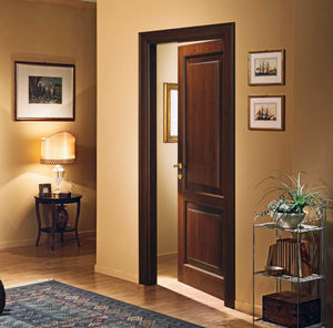 puerta de interior / abatible / de madera maciza