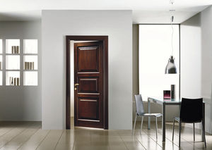 puerta de interior / abatible / de madera maciza