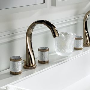 grifo bimando para lavabo