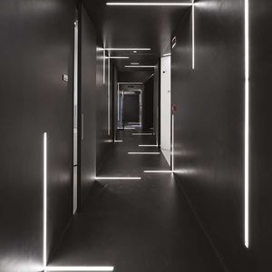 perfil de iluminación montado en superficie
