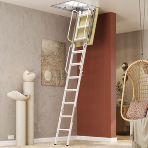 escalera elevada para ático