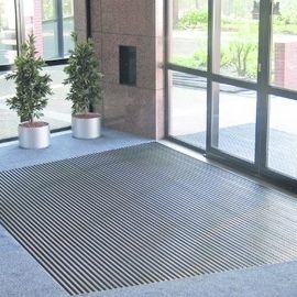 alfombra de entrada para edificio público