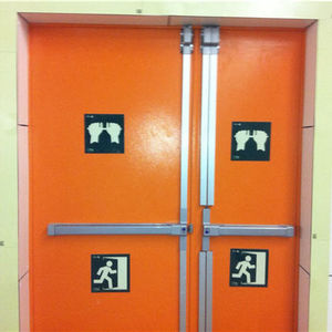puertas industriales abatibles
