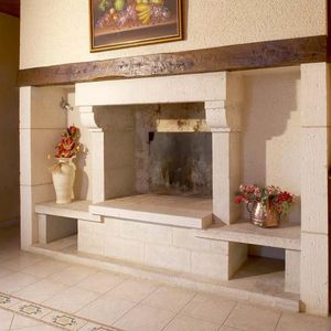 marco para chimenea clásico